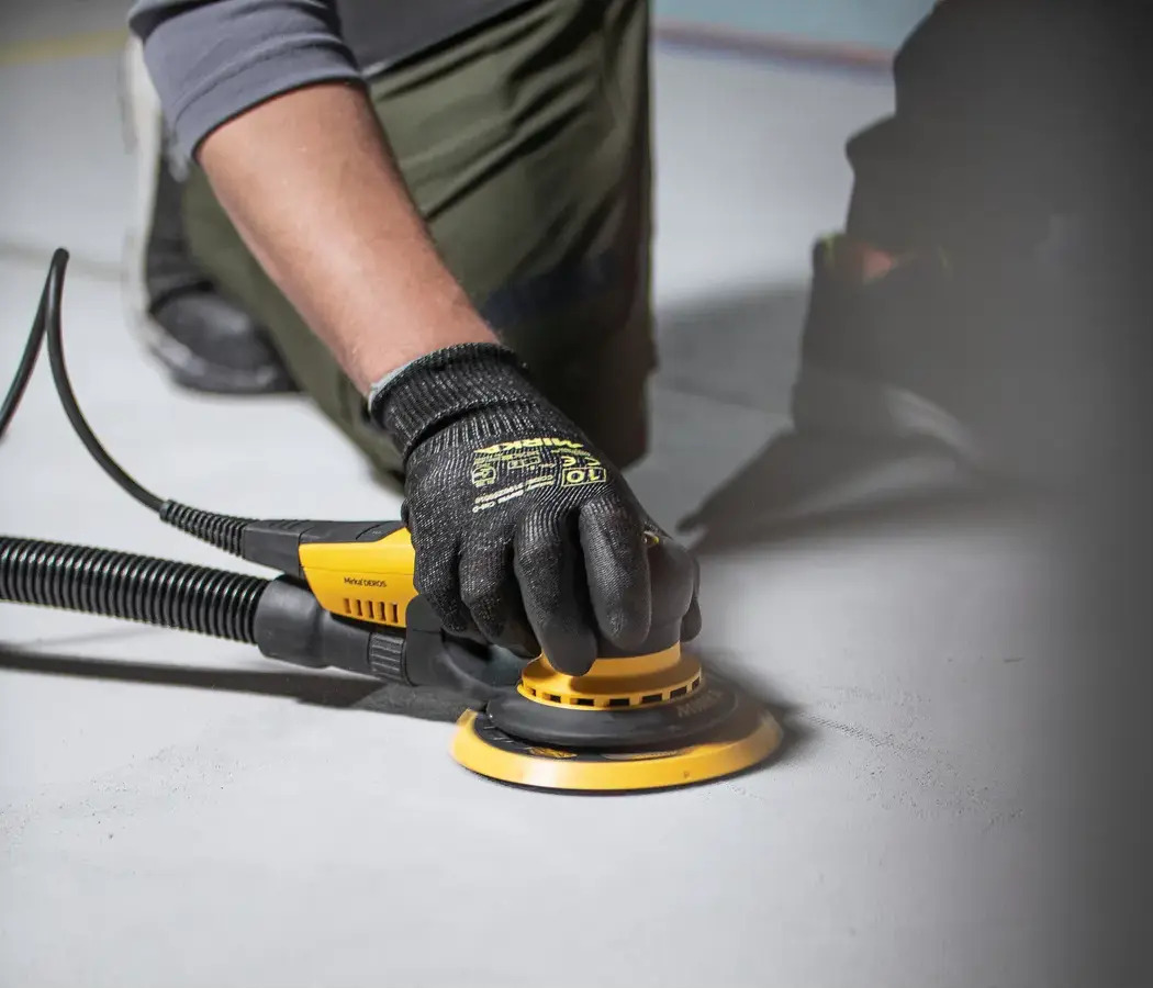 Dustless Sanding