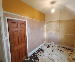 We prepare all our work to the highest of standards, we strip tired old wallpaper ready for painting and decorating, leave the daunting task of removing old wallpaper up to us.