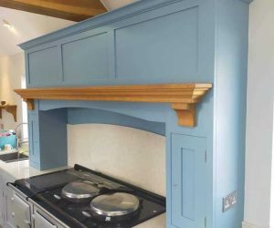 We can paint your tired old kitchen cabinets and bring the life back to your kitchen, our cabinet door painting service can save you thousands compared to replacing your kitchen for a new one.
